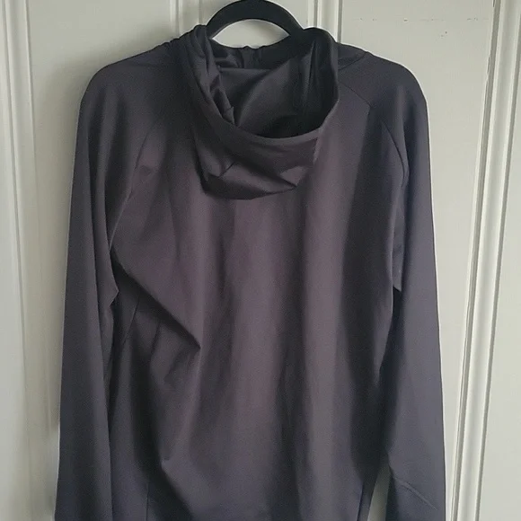 Golite hooded running jacket - Picture 2 of 6